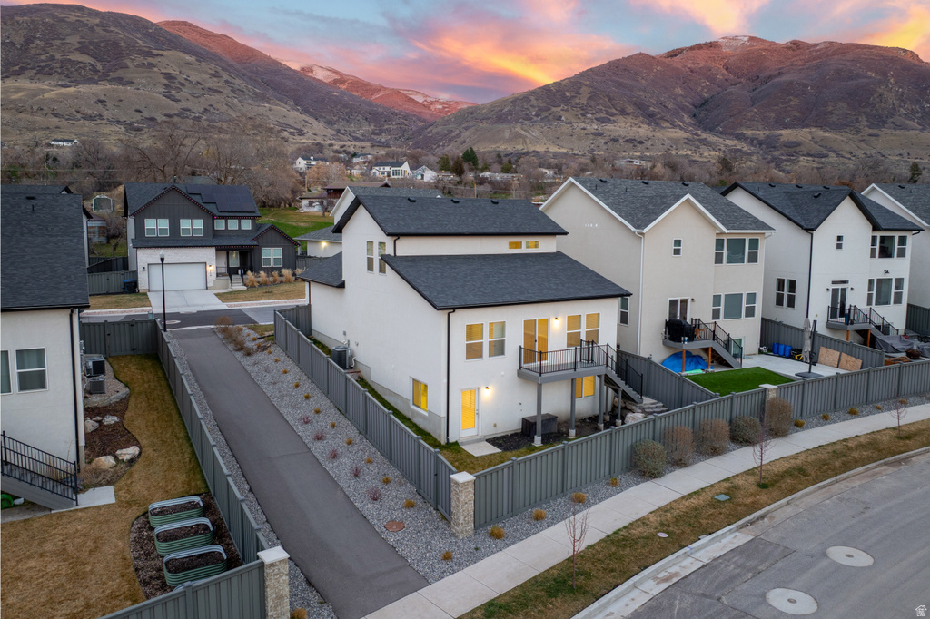 921 N EVELYN ST Farmington, UT 84025