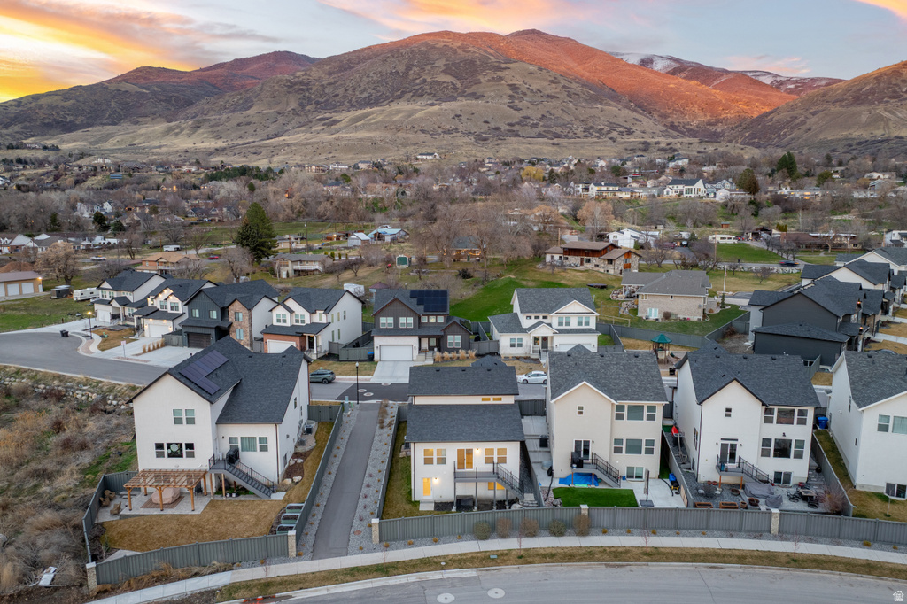 921 N EVELYN ST Farmington, UT 84025