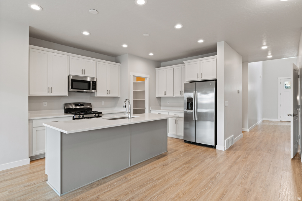 921 N EVELYN ST Farmington, UT 84025