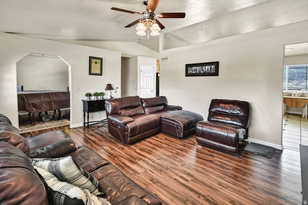 3810 N BURRVILLE RD Burrville, UT 84744