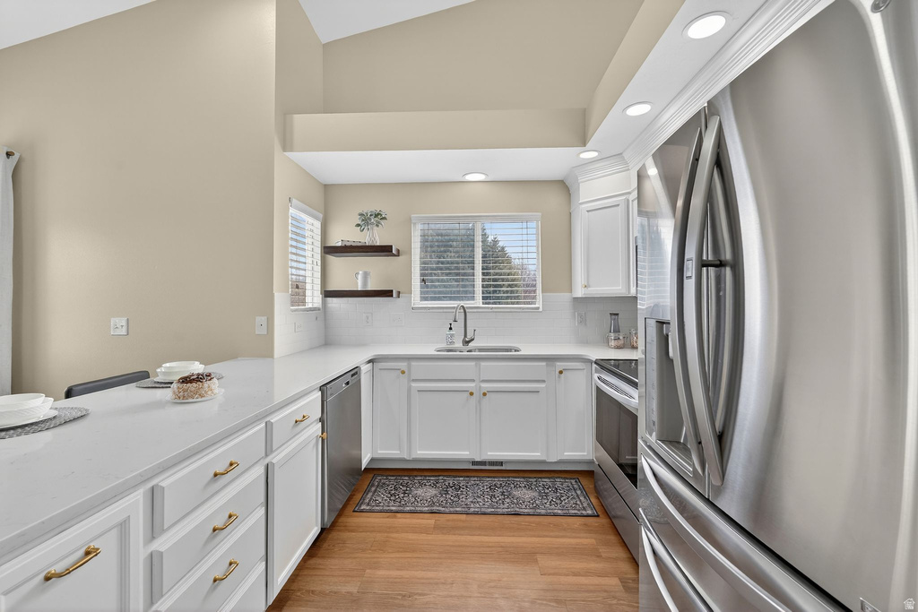 3748 W ELK PARK CT South Jordan, UT 84095