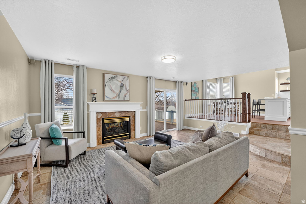 3748 W ELK PARK CT South Jordan, UT 84095