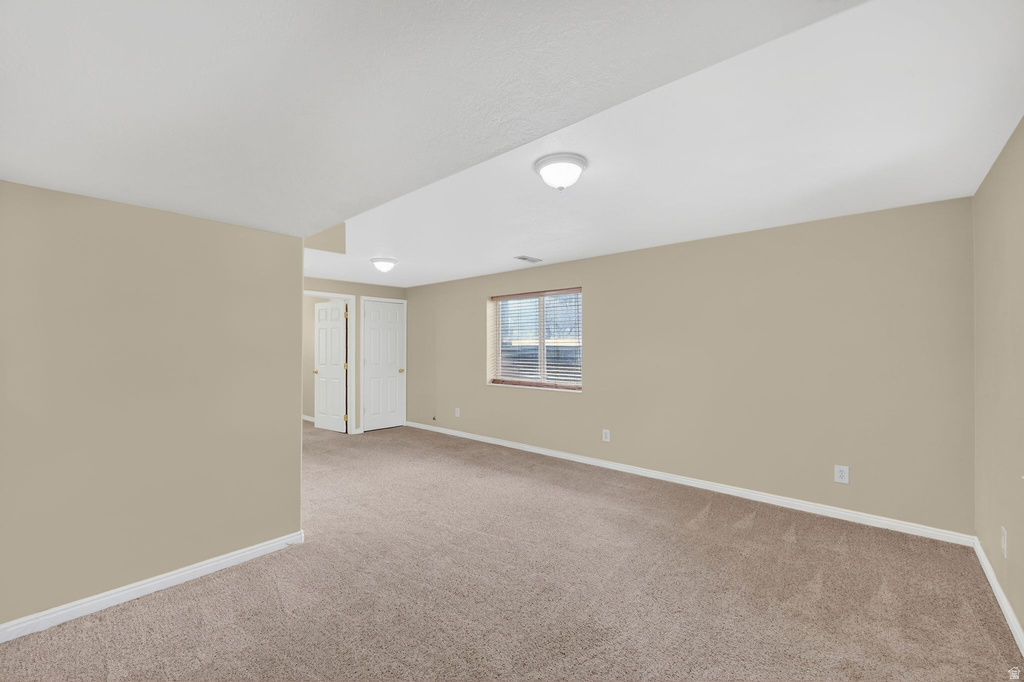 3748 W ELK PARK CT South Jordan, UT 84095