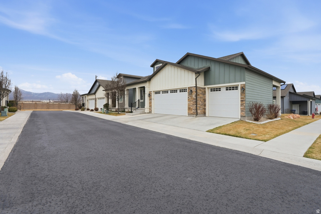 4776 W FURYK CT #222 South Jordan, UT 84009