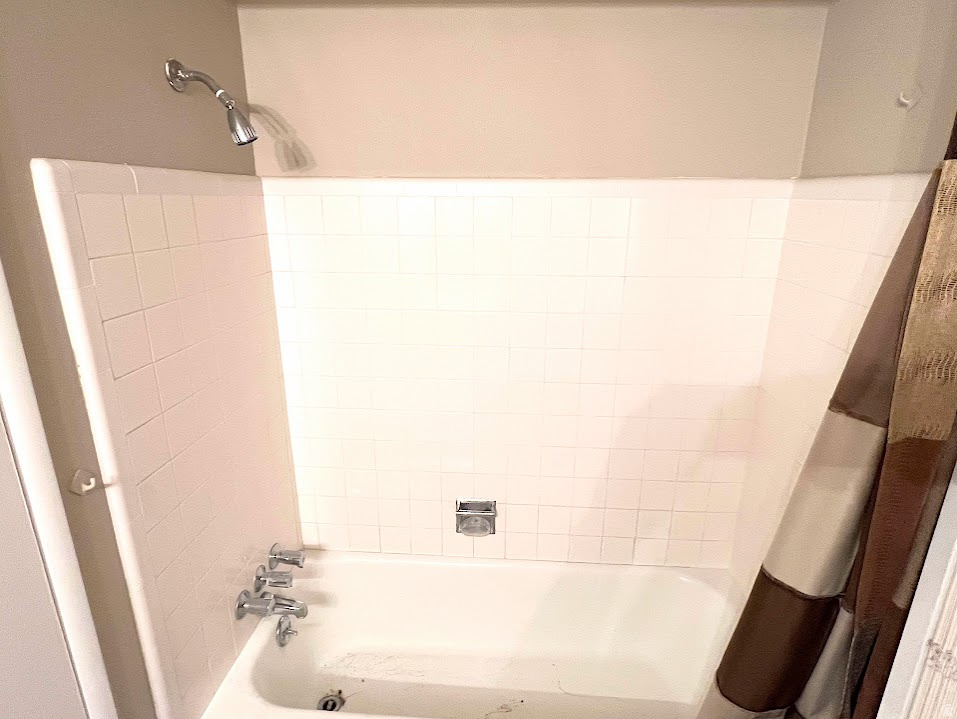 3887 S HALLMARK DR West Valley City, UT 84119