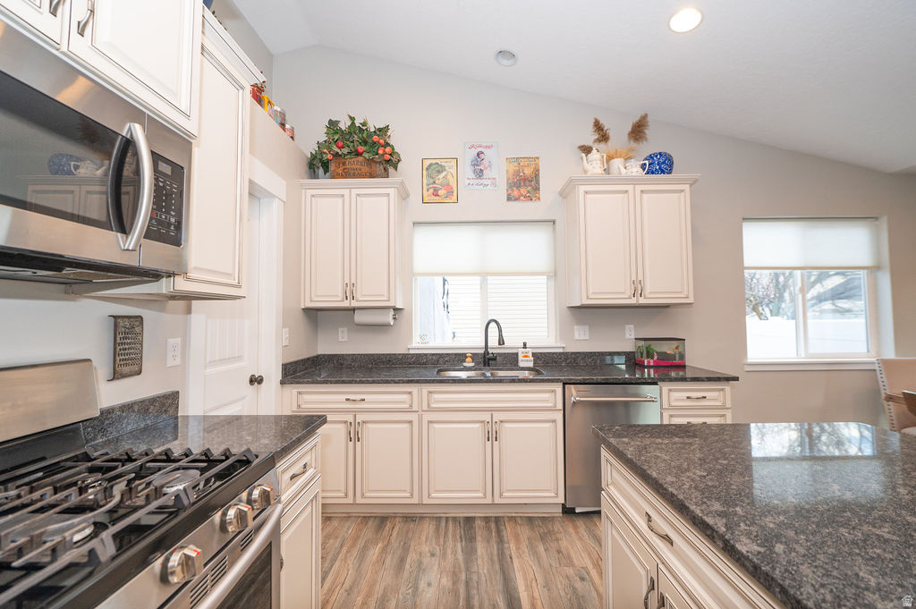 1532 N 825 E North Ogden, UT 84404