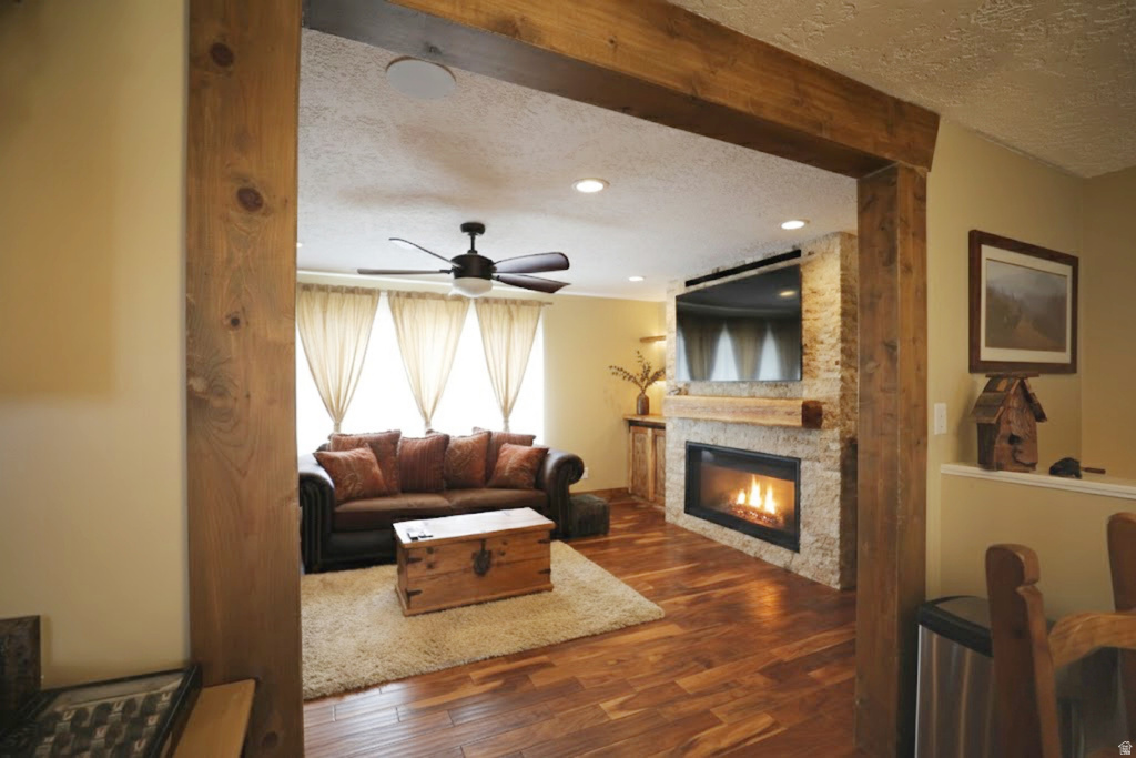 10564 S WEEPING WILLOW DR Sandy, UT 84070