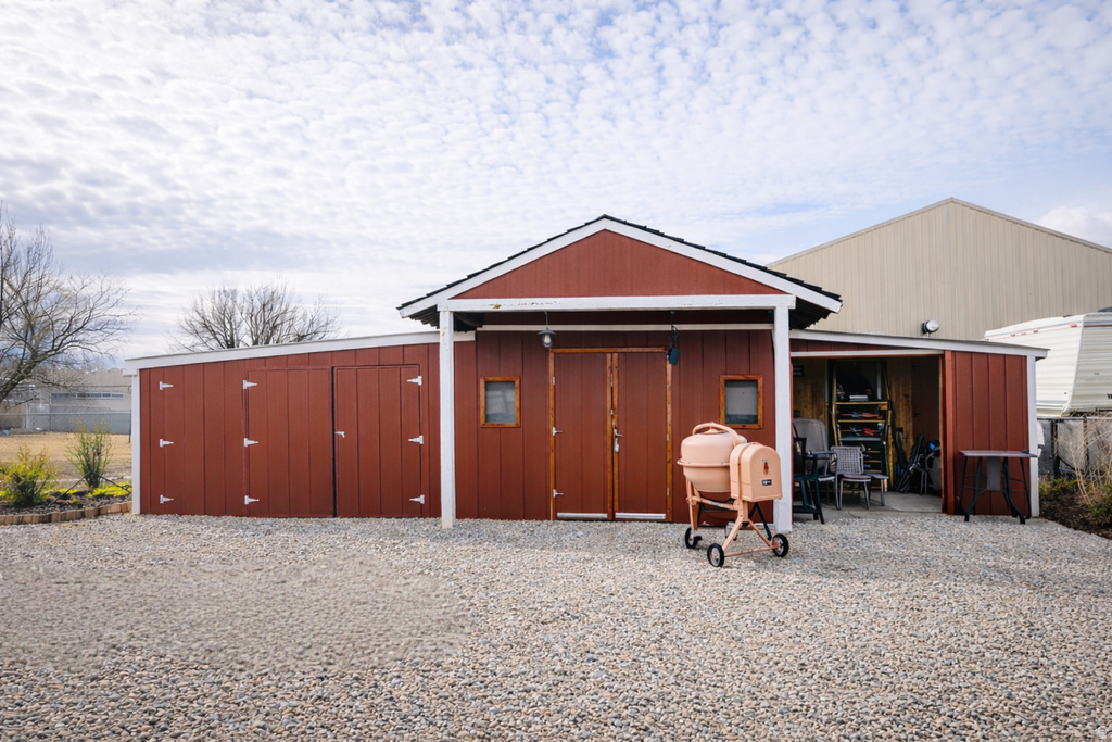 10564 S WEEPING WILLOW DR Sandy, UT 84070