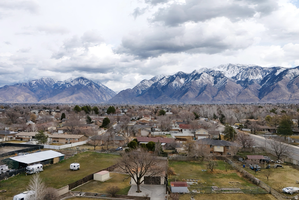 10564 S WEEPING WILLOW DR Sandy, UT 84070