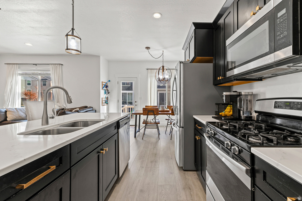 1790 N 3720 W Lehi, UT 84043