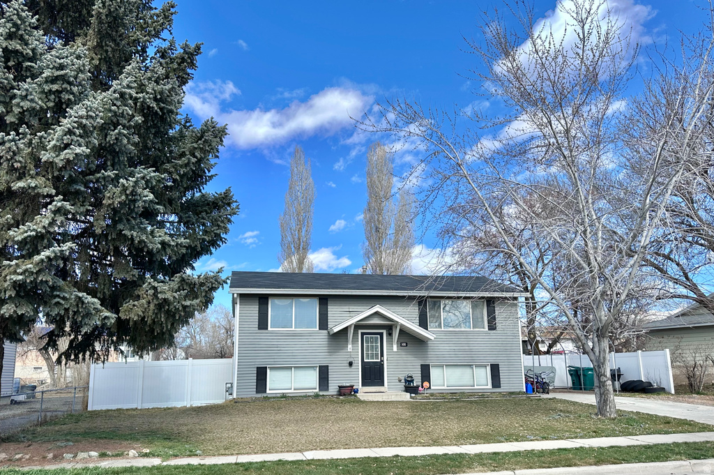 1498 W 1850 N Layton, UT 84041
