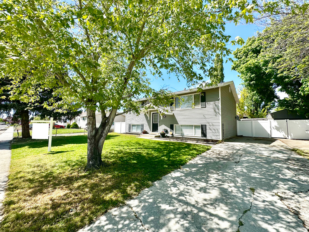 1498 W 1850 N Layton, UT 84041