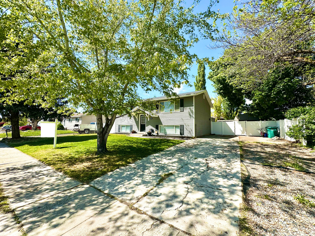 1498 W 1850 N Layton, UT 84041