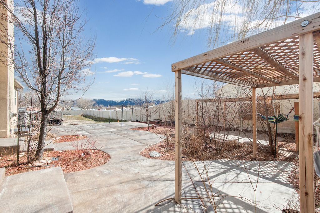 122 E BOX ELDER DR Grantsville, UT 84029