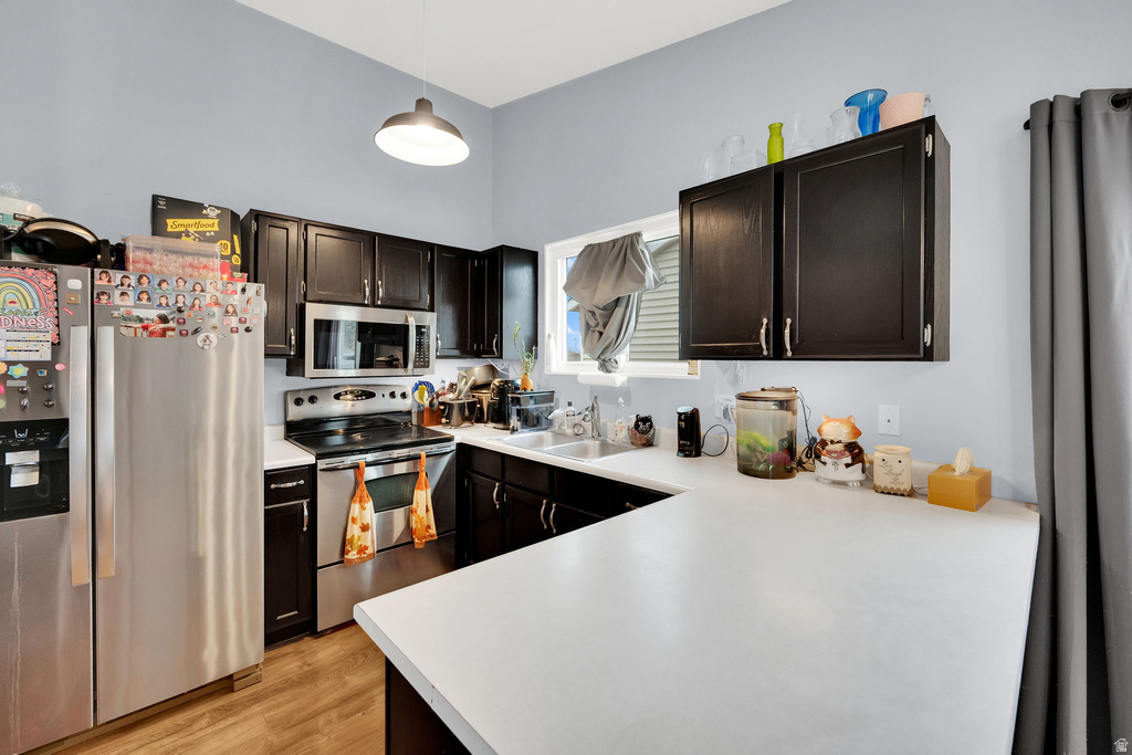 7947 S LINTON DR West Jordan, UT 84088