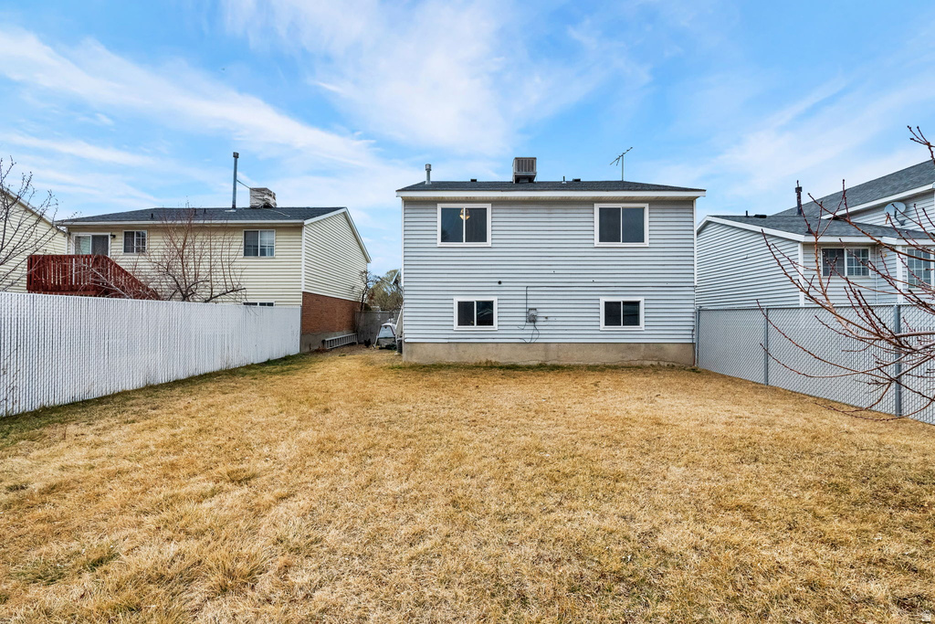 7947 S LINTON DR West Jordan, UT 84088