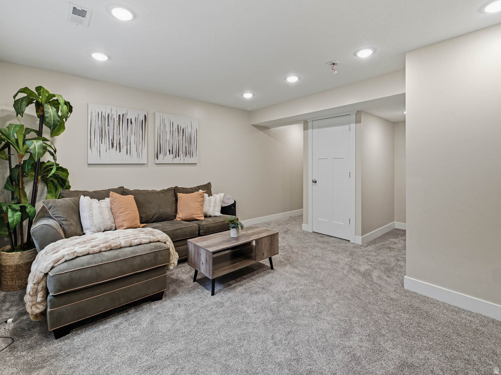 6654 S WALLSBURG DR Taylorsville, UT 84123