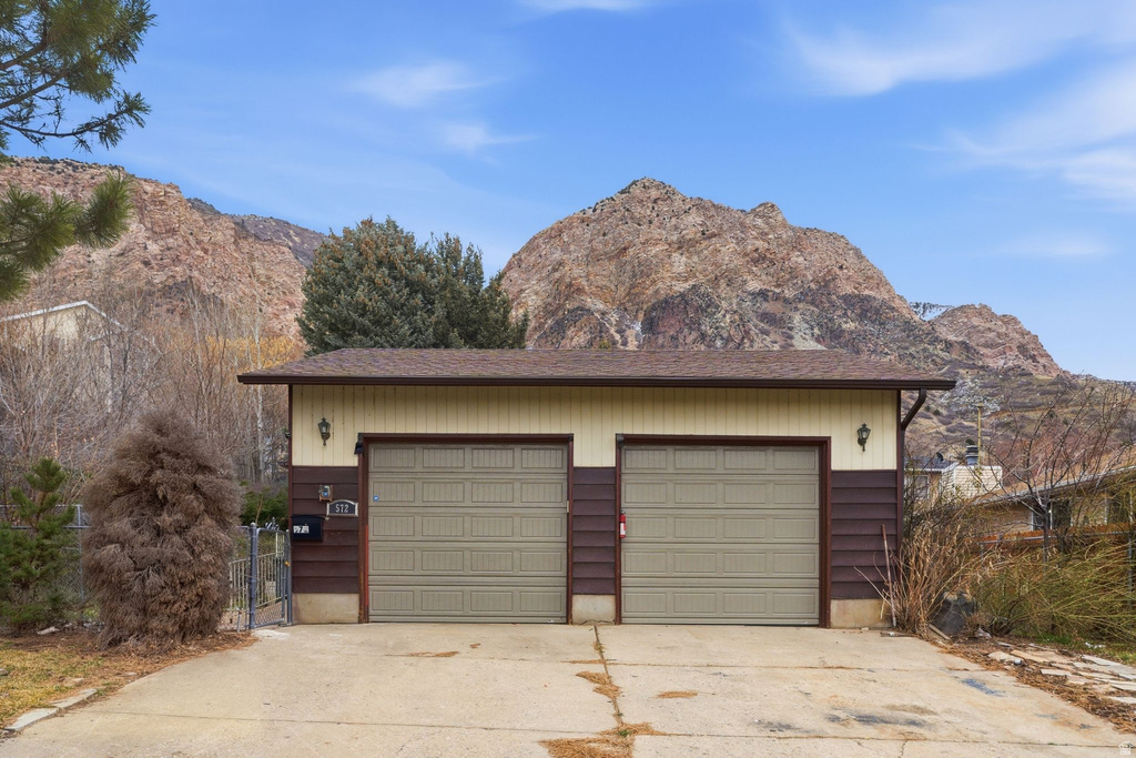 572 N VAN BUREN AVE Ogden, UT 84404