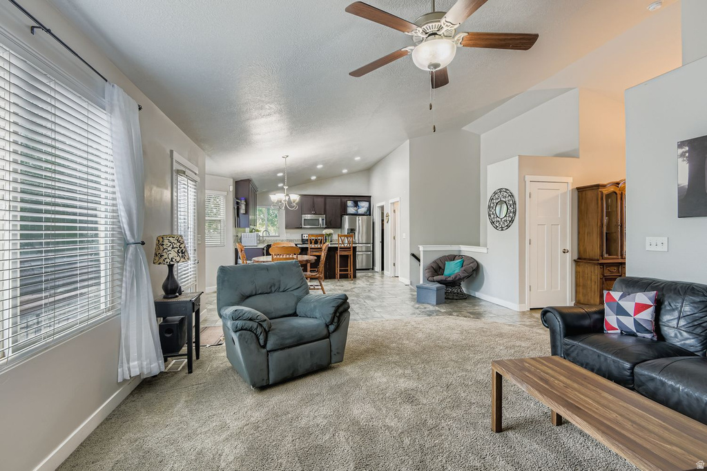 6474 S SILHOUETTE LN West Valley City, UT 84081