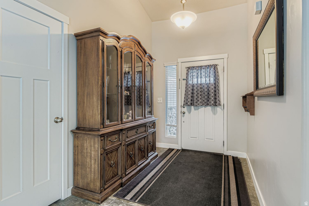 6474 S SILHOUETTE LN West Valley City, UT 84081