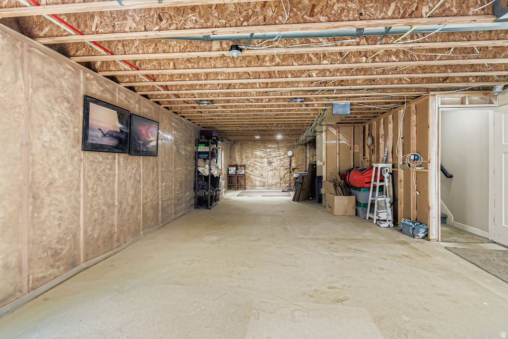 6474 S SILHOUETTE LN West Valley City, UT 84081