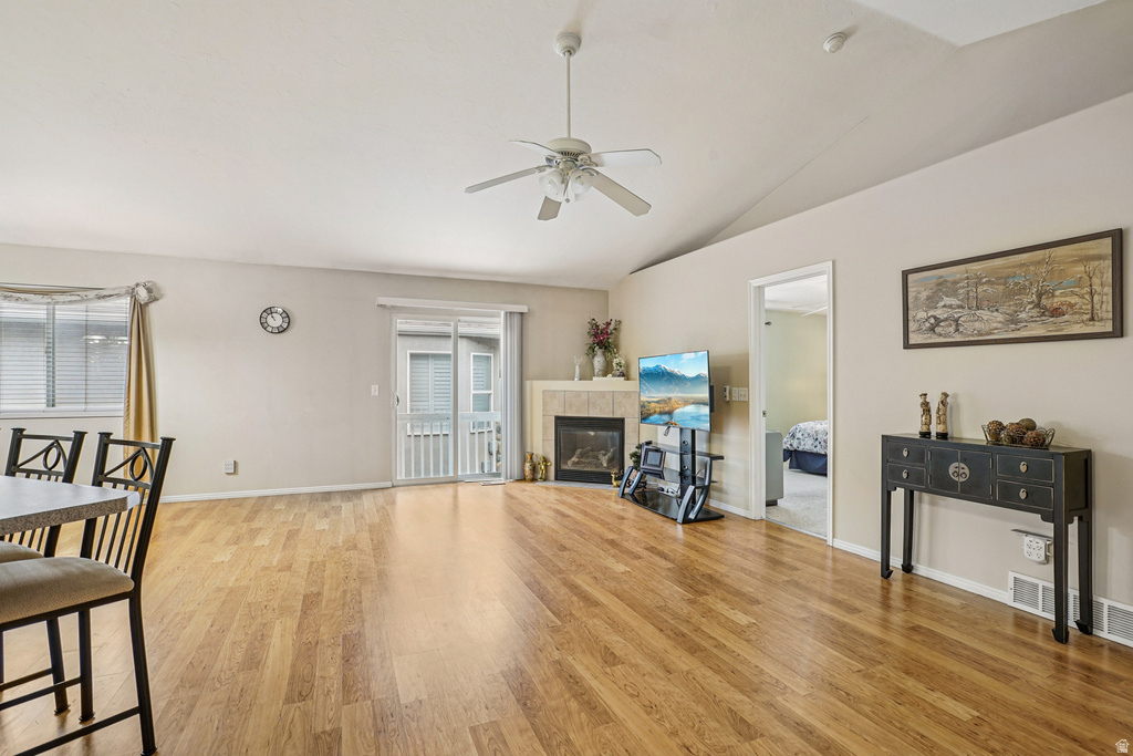 1528 W TURTLE DOVE LN West Jordan, UT 84088