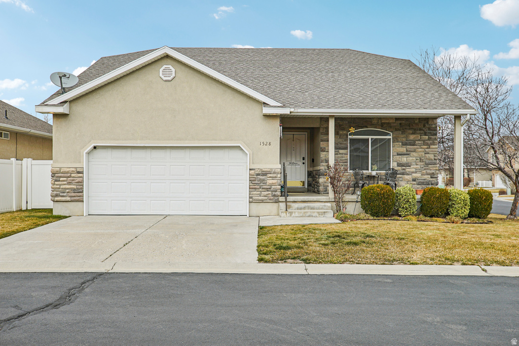 1528 W TURTLE DOVE LN West Jordan, UT 84088