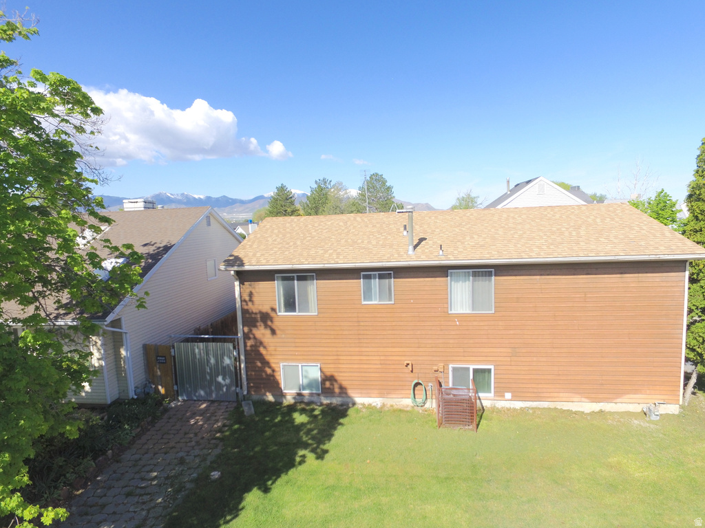 4631 W DUNSMOORE WAY West Valley City, UT 84120
