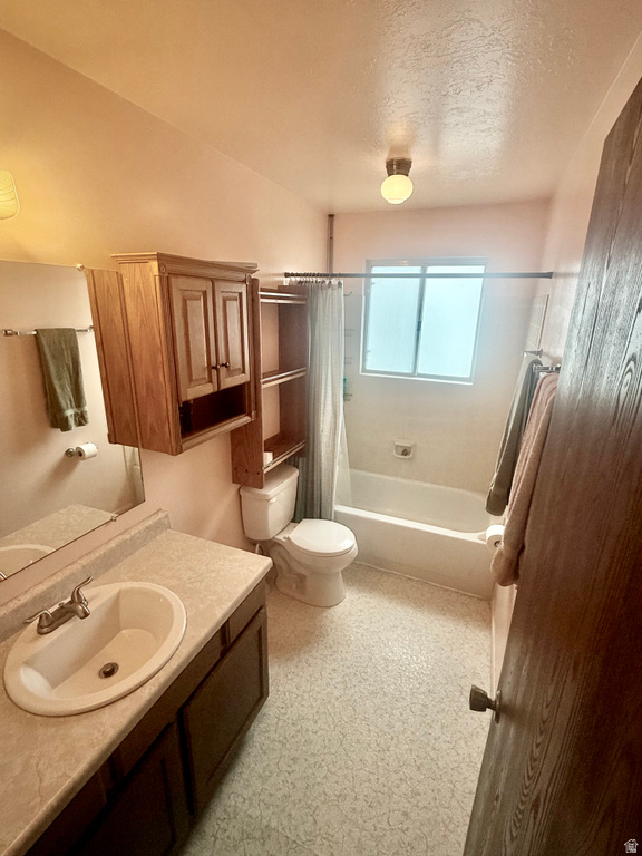 4631 W DUNSMOORE WAY West Valley City, UT 84120