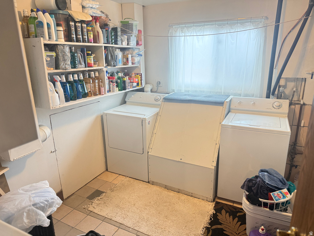 4631 W DUNSMOORE WAY West Valley City, UT 84120