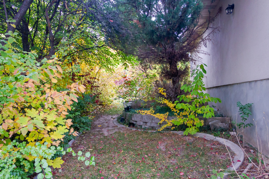 615 E FOX RIDGE DR Providence, UT 84332