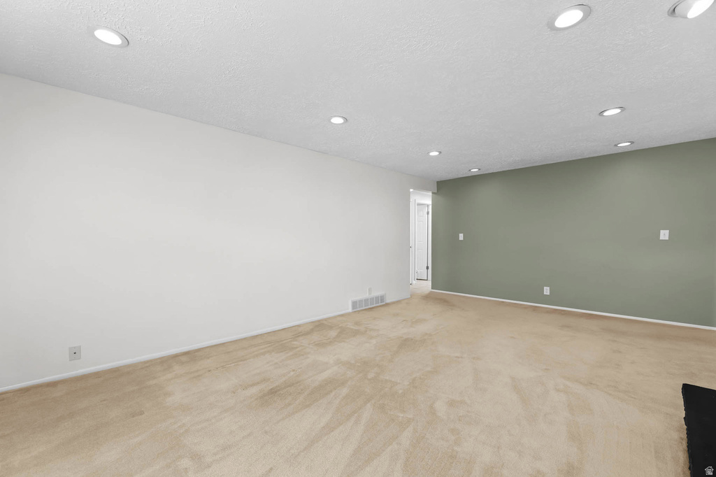 1139 E HIDDEN VALLEY DR Sandy, UT 84094