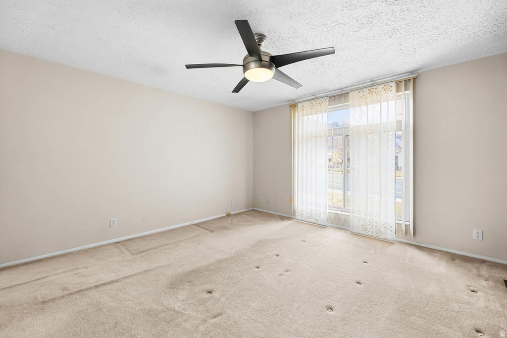 1139 E HIDDEN VALLEY DR Sandy, UT 84094