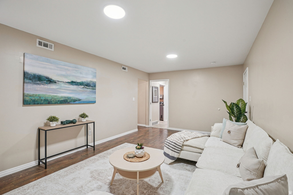 4952 W ROBIN HILL RD West Jordan, UT 84081