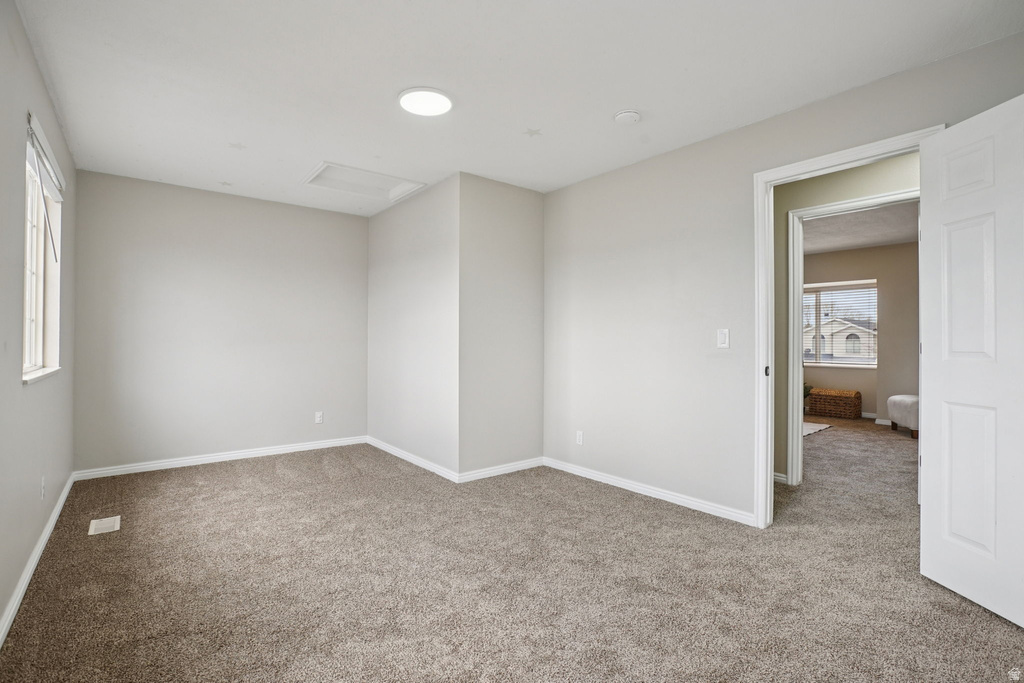 4952 W ROBIN HILL RD West Jordan, UT 84081