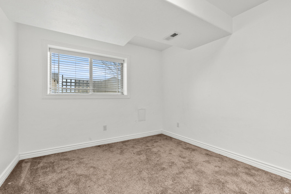 884 WILLOWBROOK LN Pleasant View, UT 84404