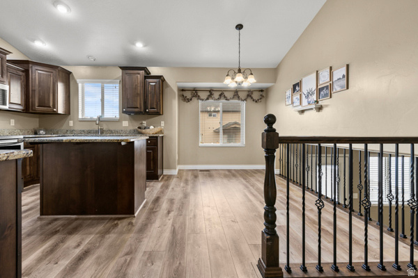 884 WILLOWBROOK LN Pleasant View, UT 84404