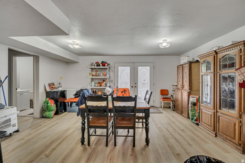 9660 S STORNOWAY CIR South Jordan, UT 84009