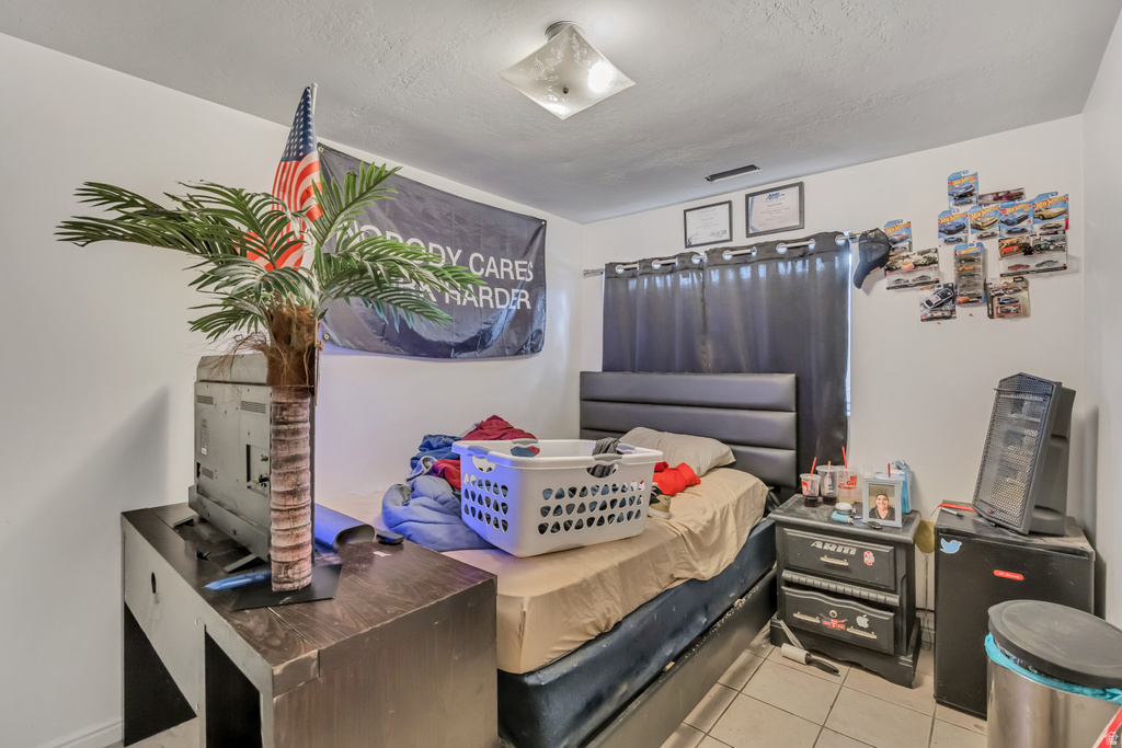 9660 S STORNOWAY CIR South Jordan, UT 84009