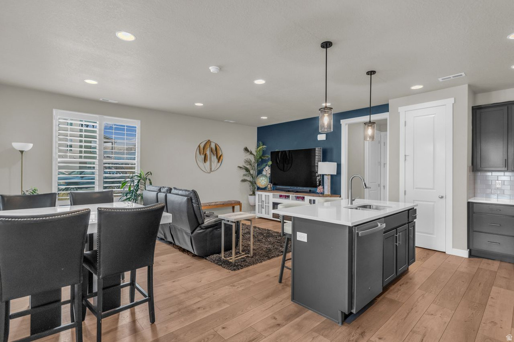 756 W MARCONI WAY Murray, UT 84123