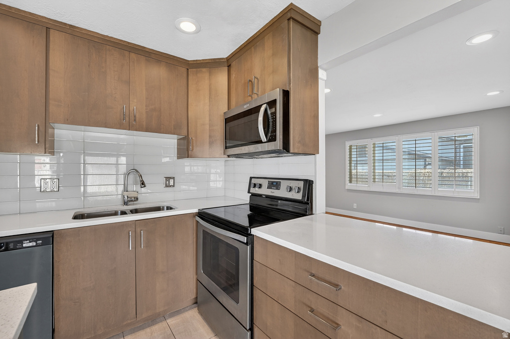 409 E 10185 S Sandy, UT 84070