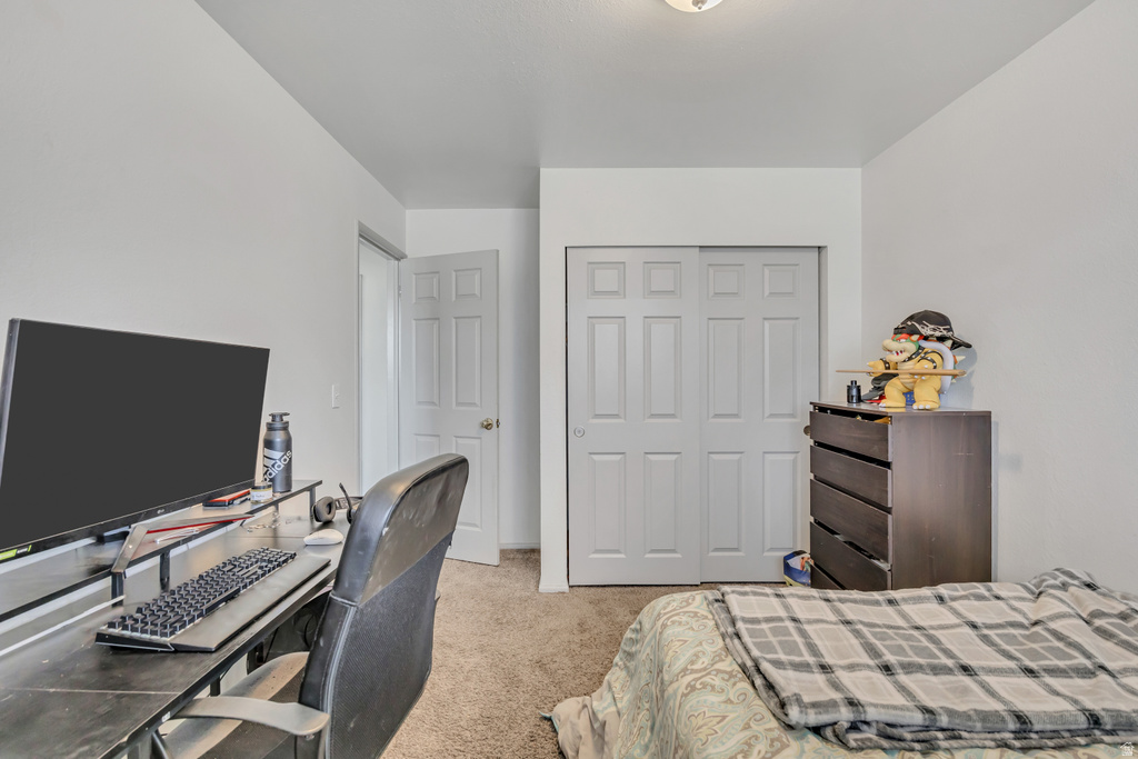 5276 S HUNTINGTON CIR Taylorsville, UT 84129