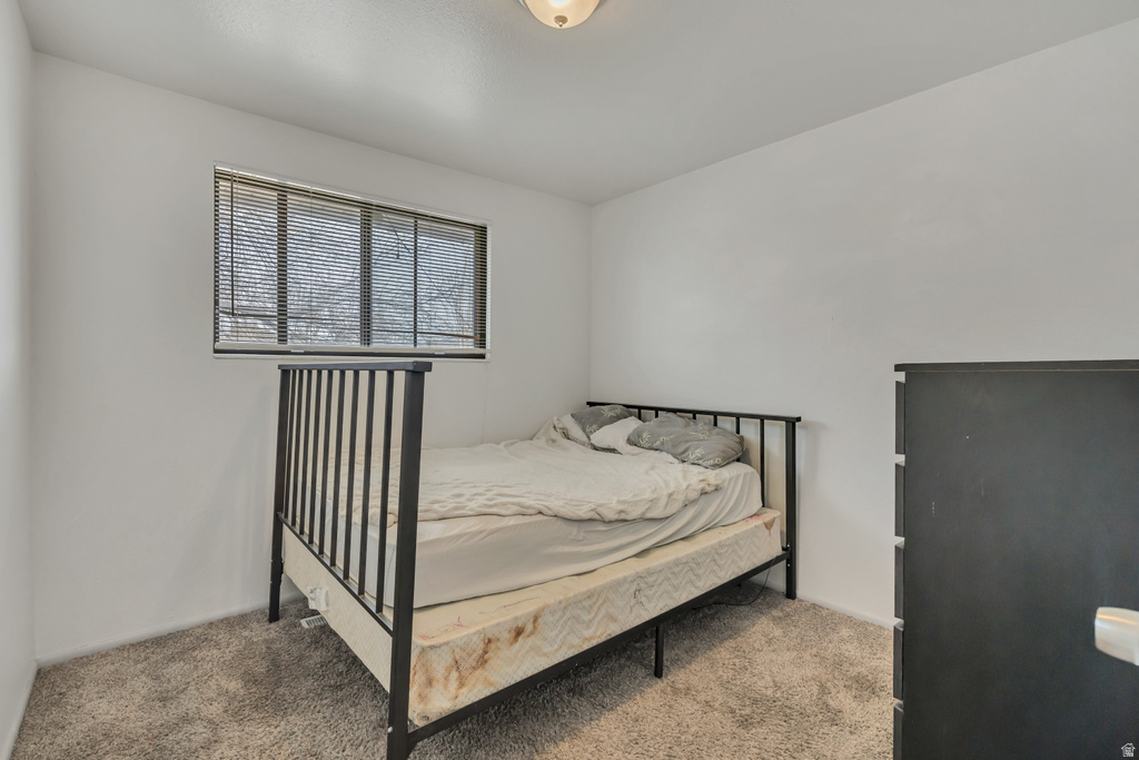 5276 S HUNTINGTON CIR Taylorsville, UT 84129