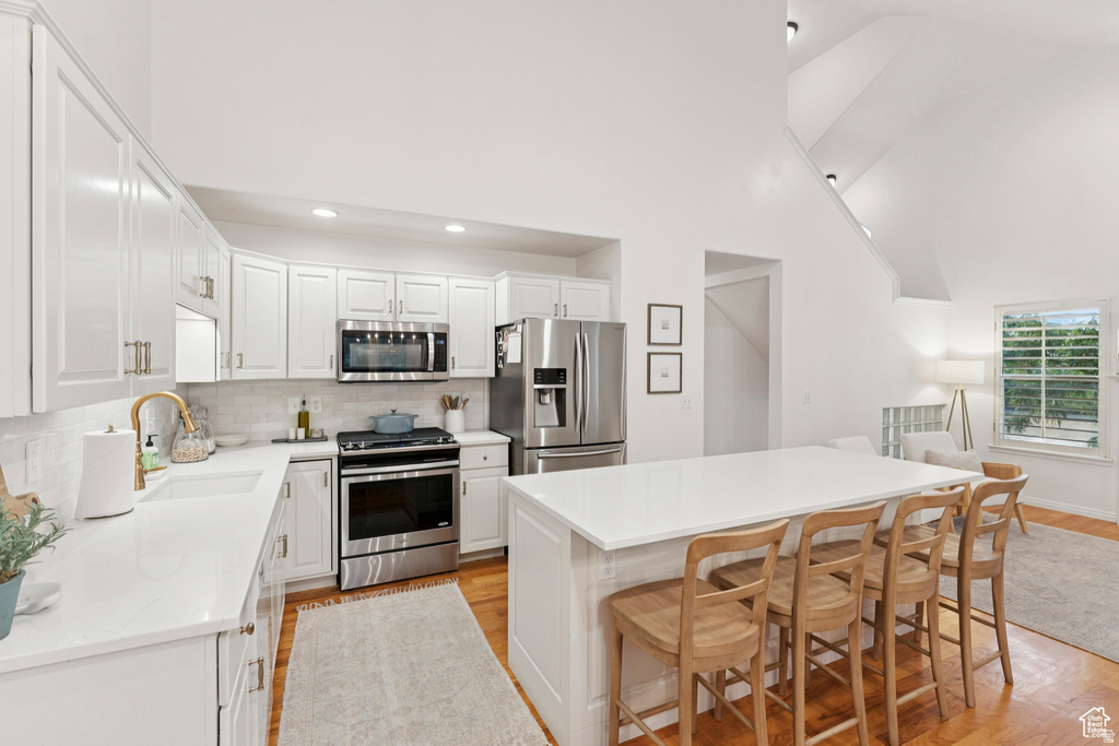 5037 S COTTON TREE LN Holladay, UT 84117