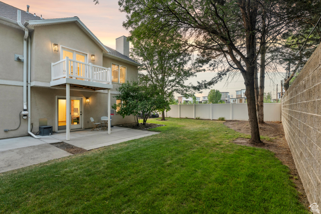 5037 S COTTON TREE LN Holladay, UT 84117