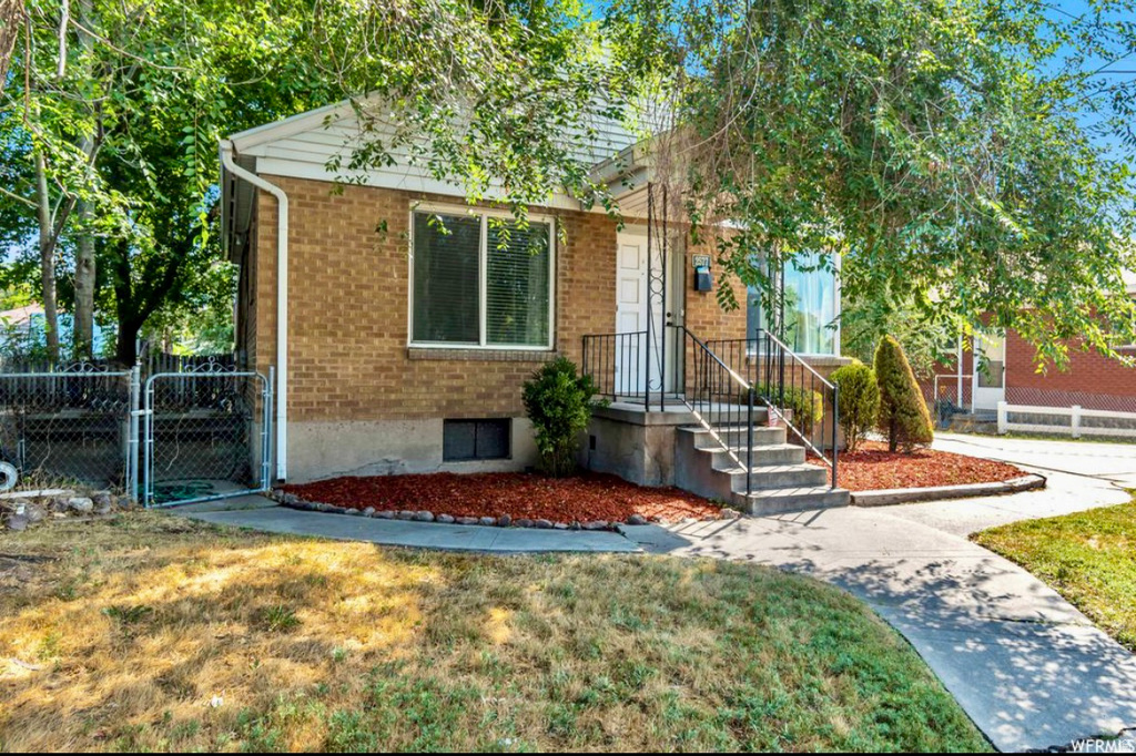 2577 S 700 E Salt Lake City, UT 84106