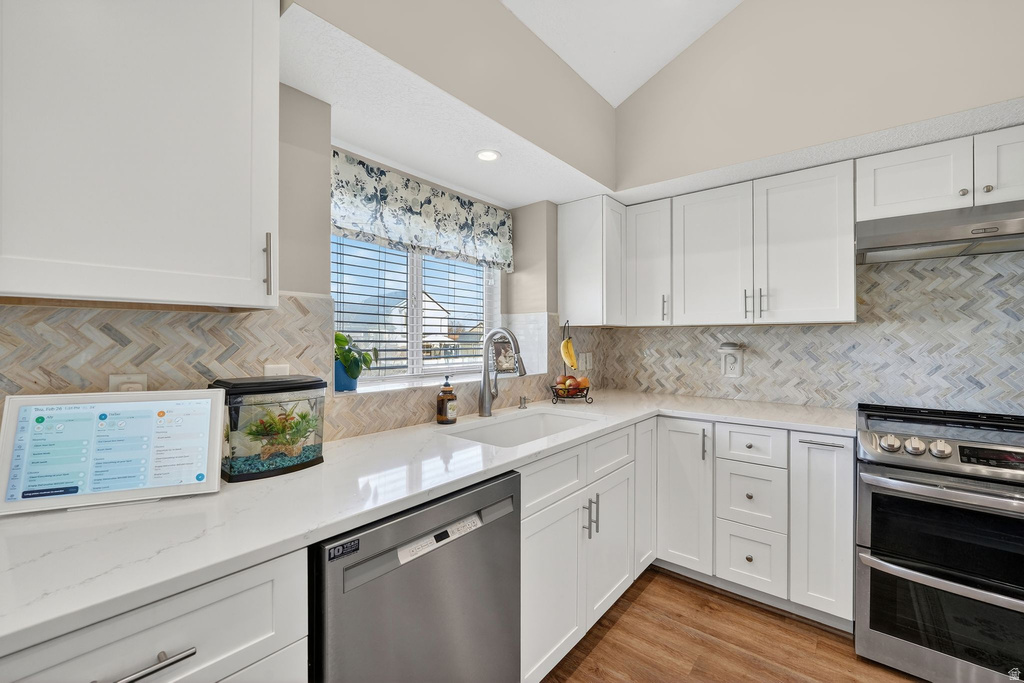 2384 W FRONTIER ST Riverton, UT 84065