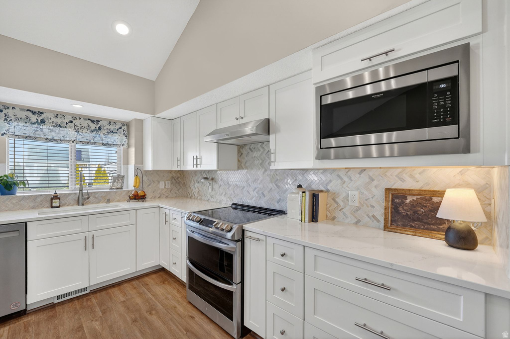 2384 W FRONTIER ST Riverton, UT 84065