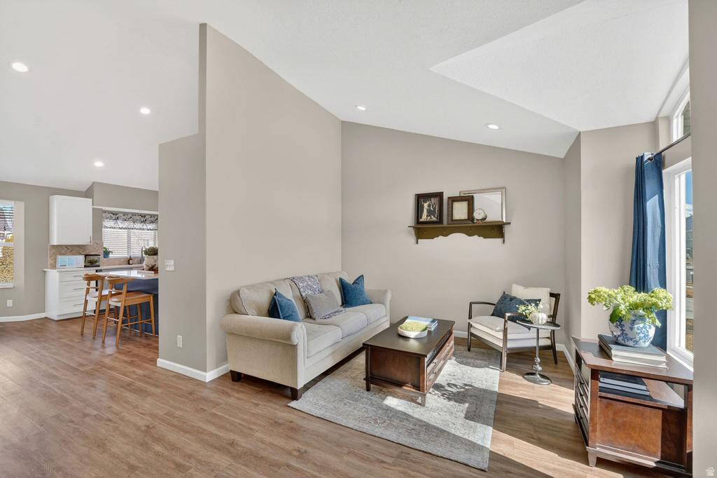 2384 W FRONTIER ST Riverton, UT 84065