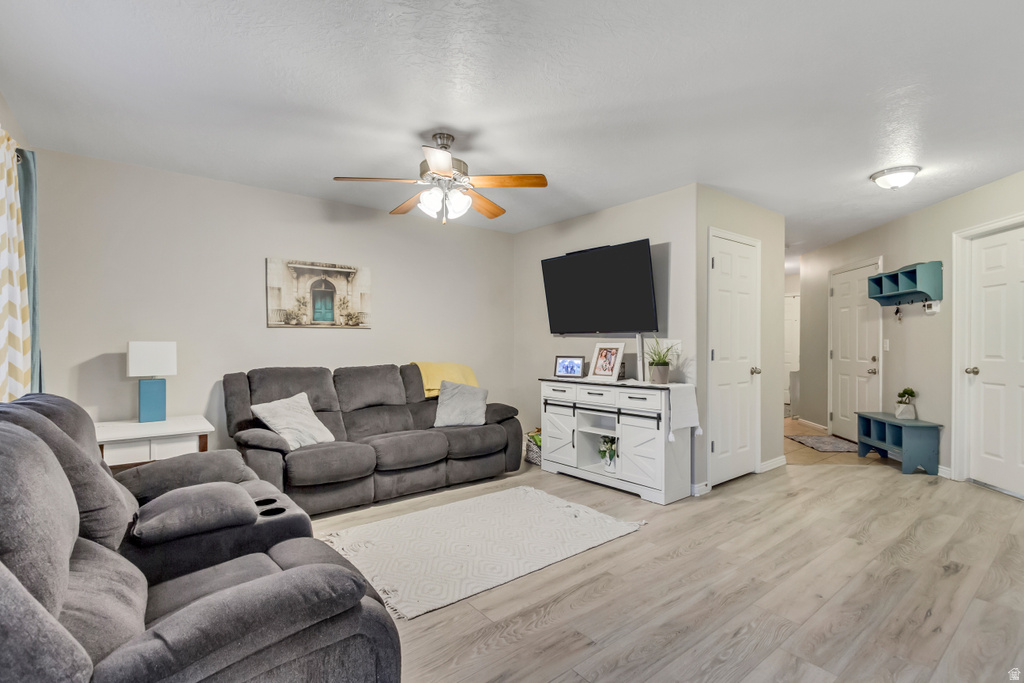 10492 S SAGE VISTA WAY WAY South Jordan, UT 84009